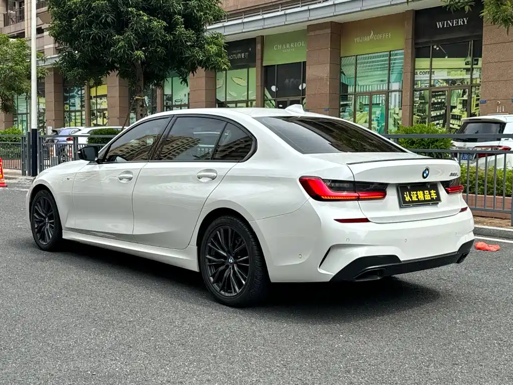 BMW 3 Series — миниатюра 11