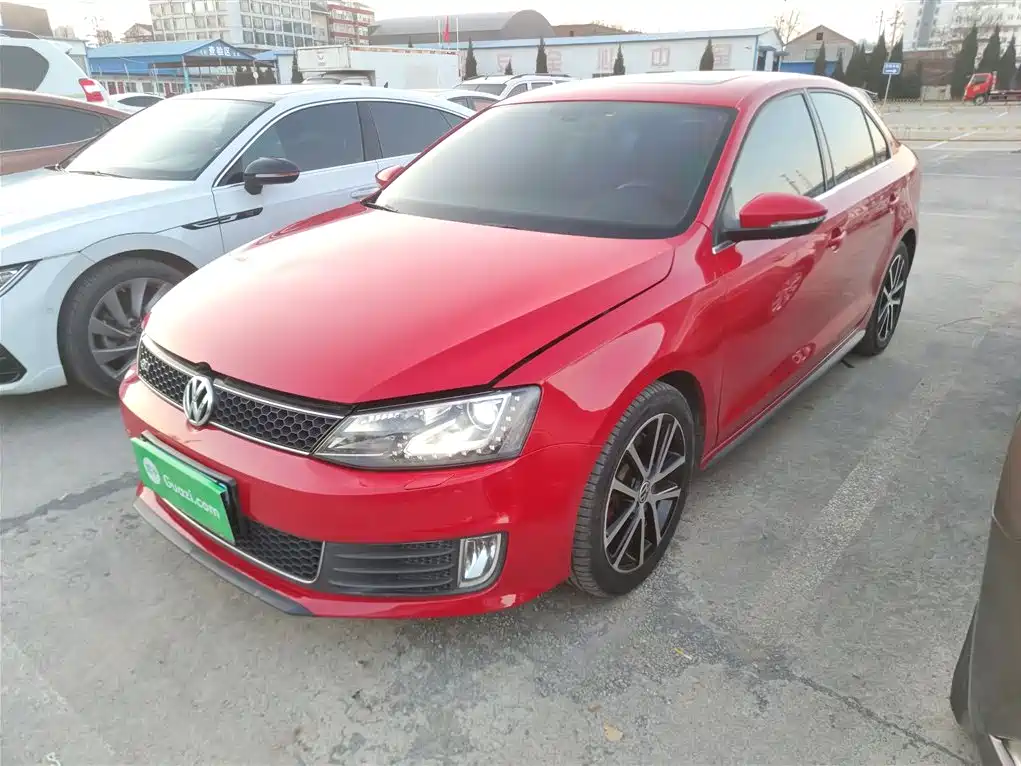 Volkswagen Sagitar 2016
