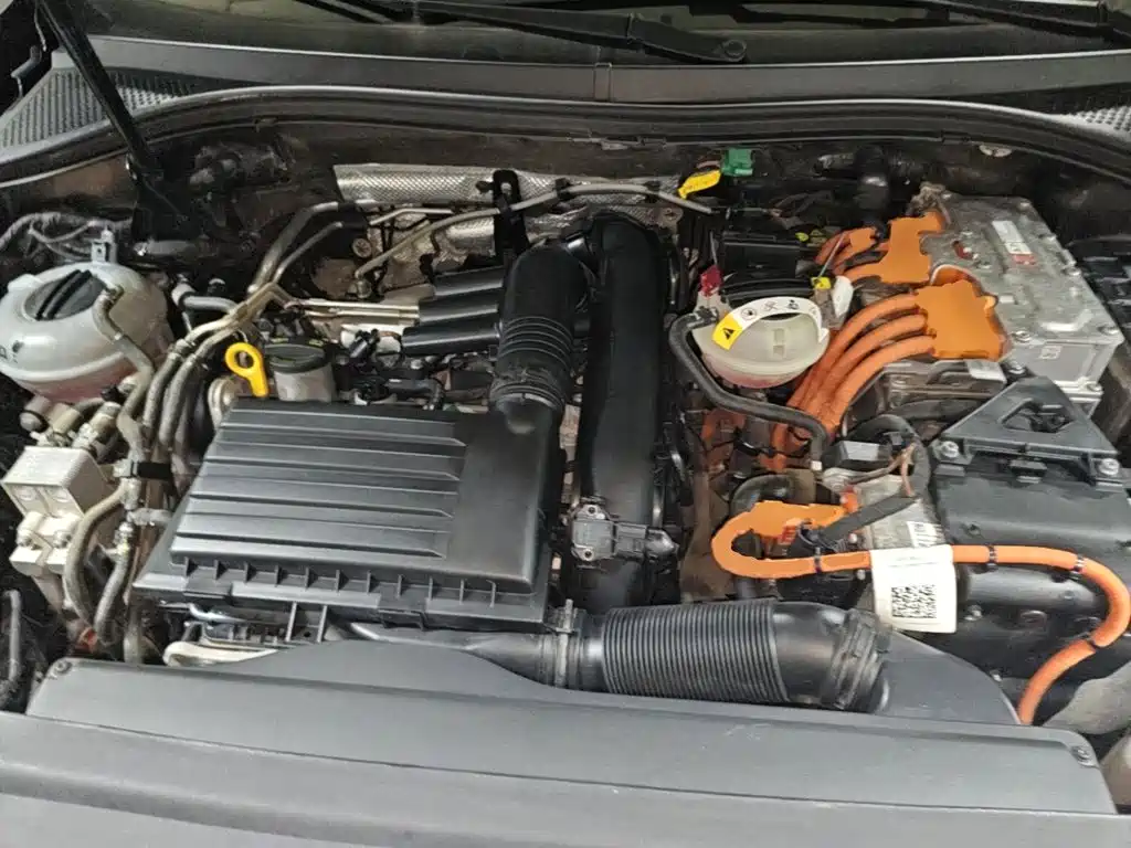 Volkswagen Tiguan L PHEV — миниатюра 20