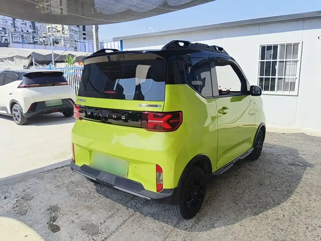 Wuling MINIEV — миниатюра 7