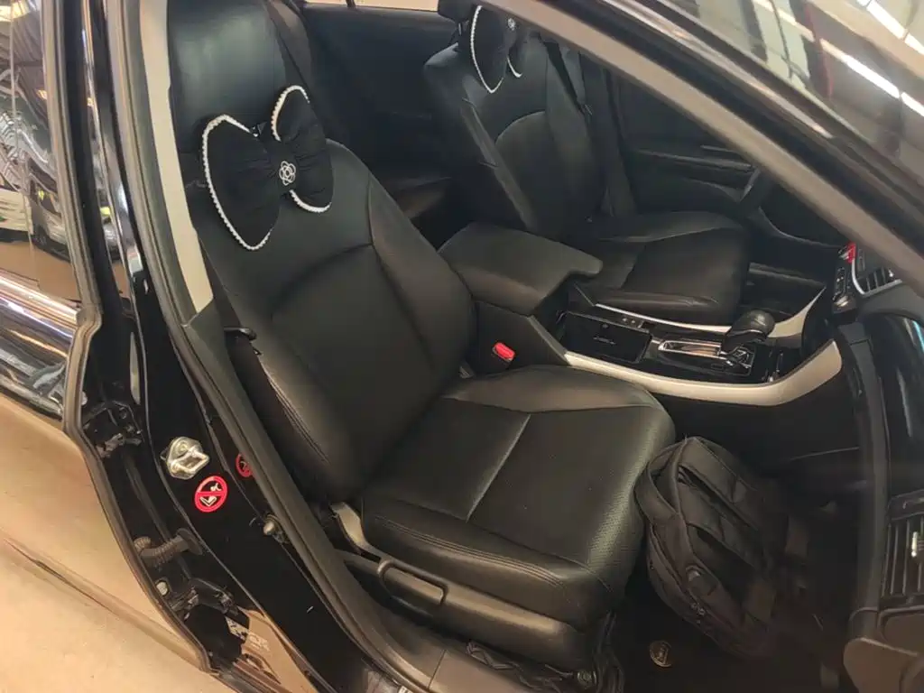 Honda Accord — миниатюра 25