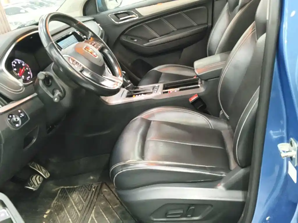 Roewe RX5 — миниатюра 15