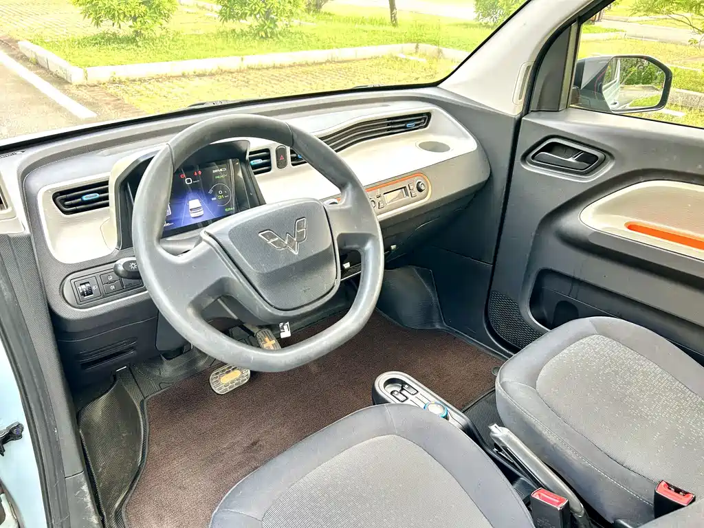 Wuling MINIEV — миниатюра 12