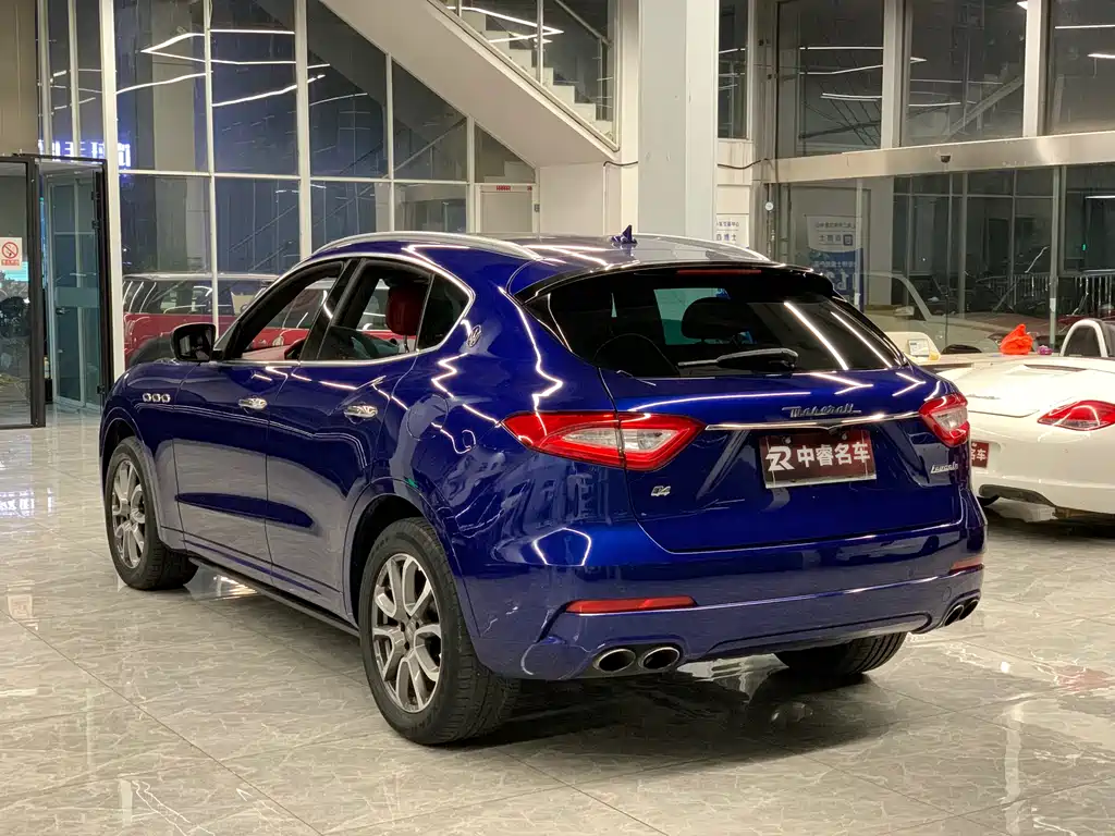MASERATI LEVANTE