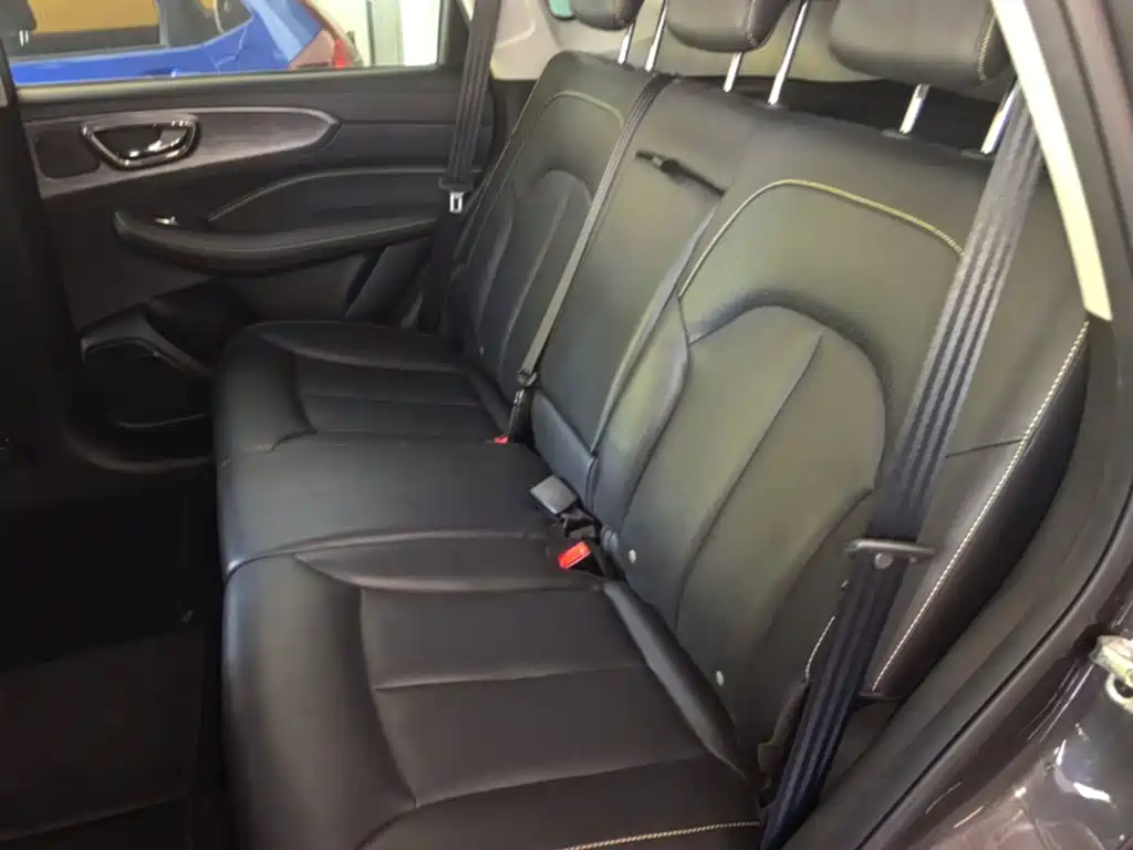 Roewe RX5 New Energy — миниатюра 17