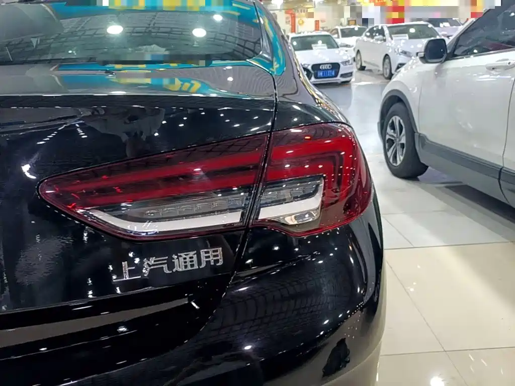 Buick Regal — миниатюра 8