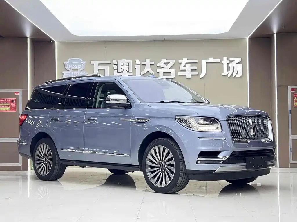 Lincoln Navigator — миниатюра 3