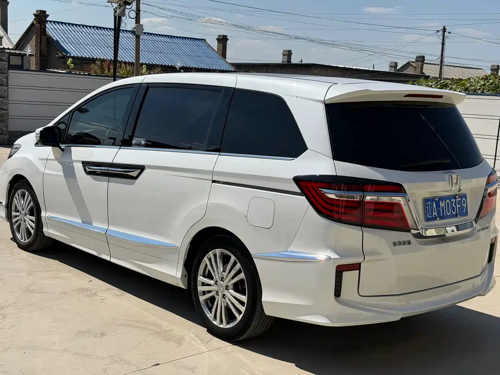 Honda Elysion — миниатюра 5