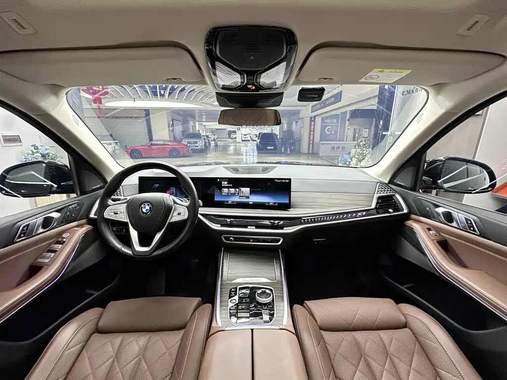 BMW X7 — миниатюра 9