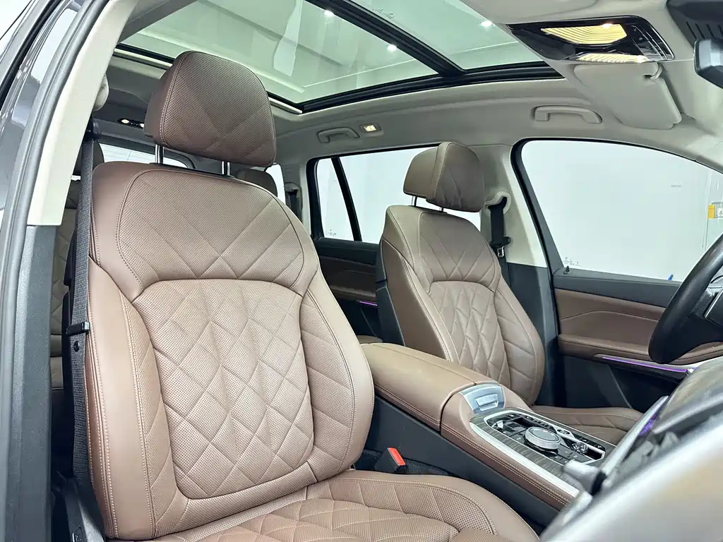 BMW X7 — миниатюра 16