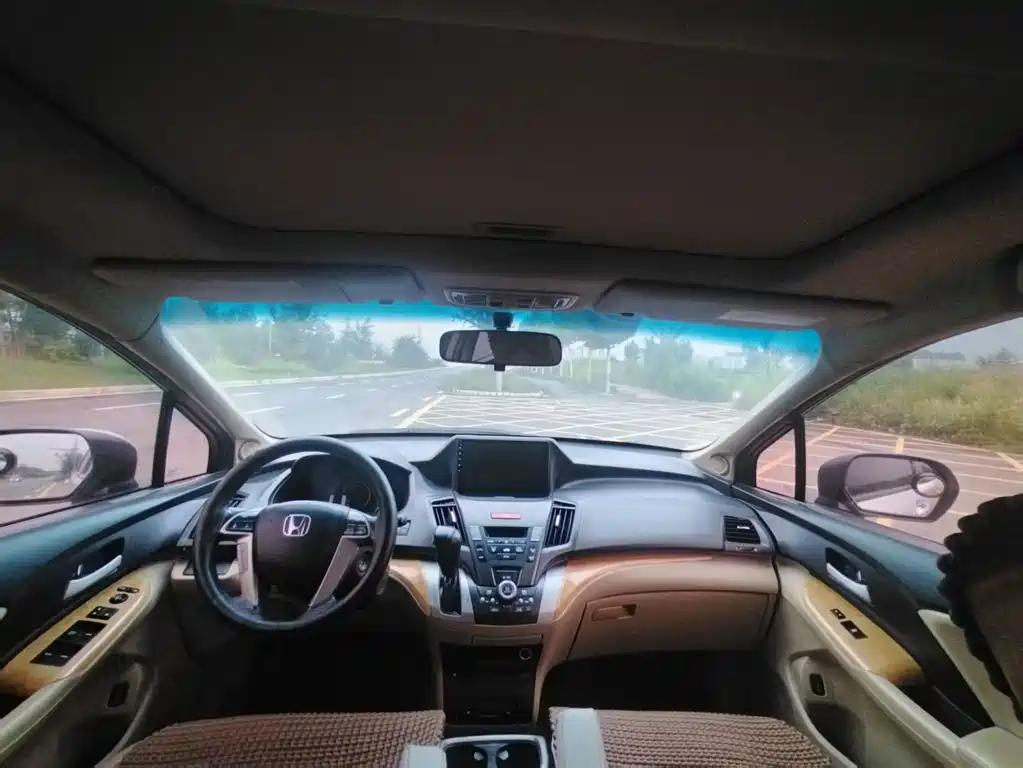 Honda Odyssey — миниатюра 10