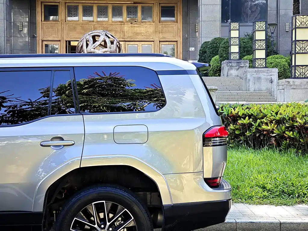 Lexus GX — миниатюра 27