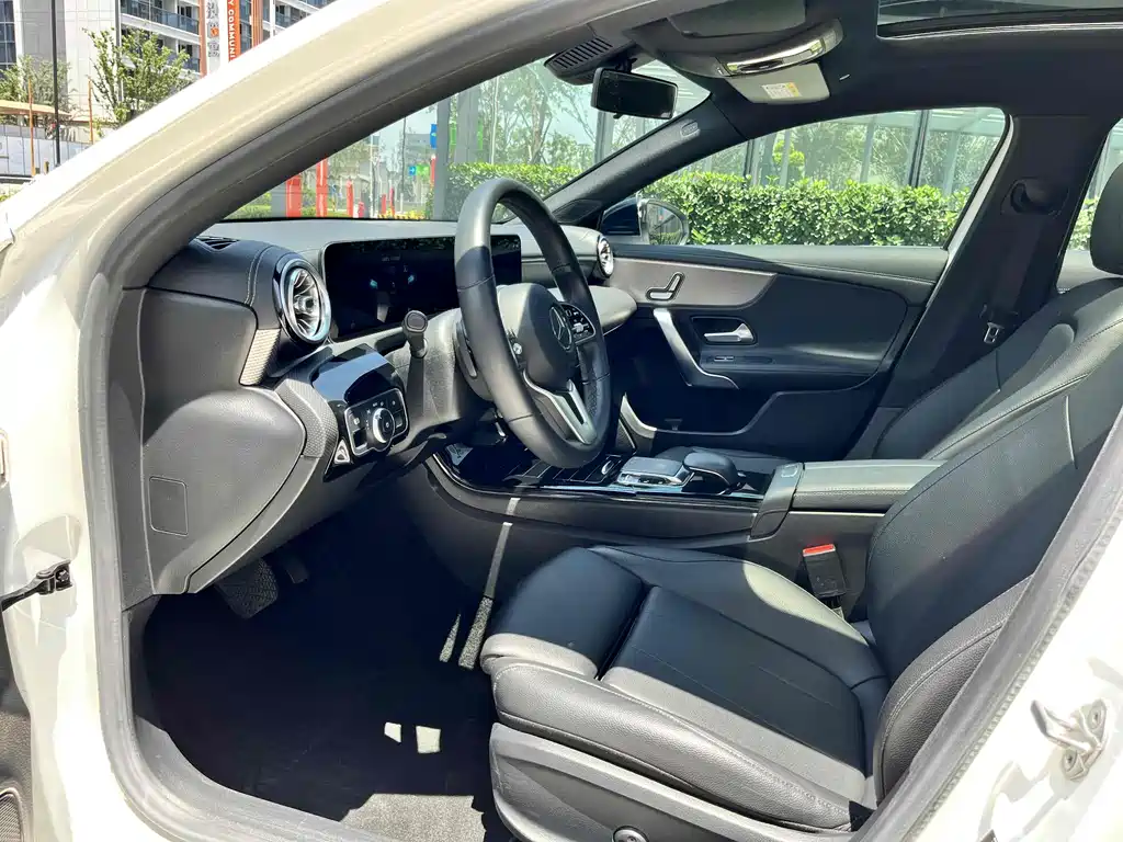 Mercedes-Benz A-Class — миниатюра 4