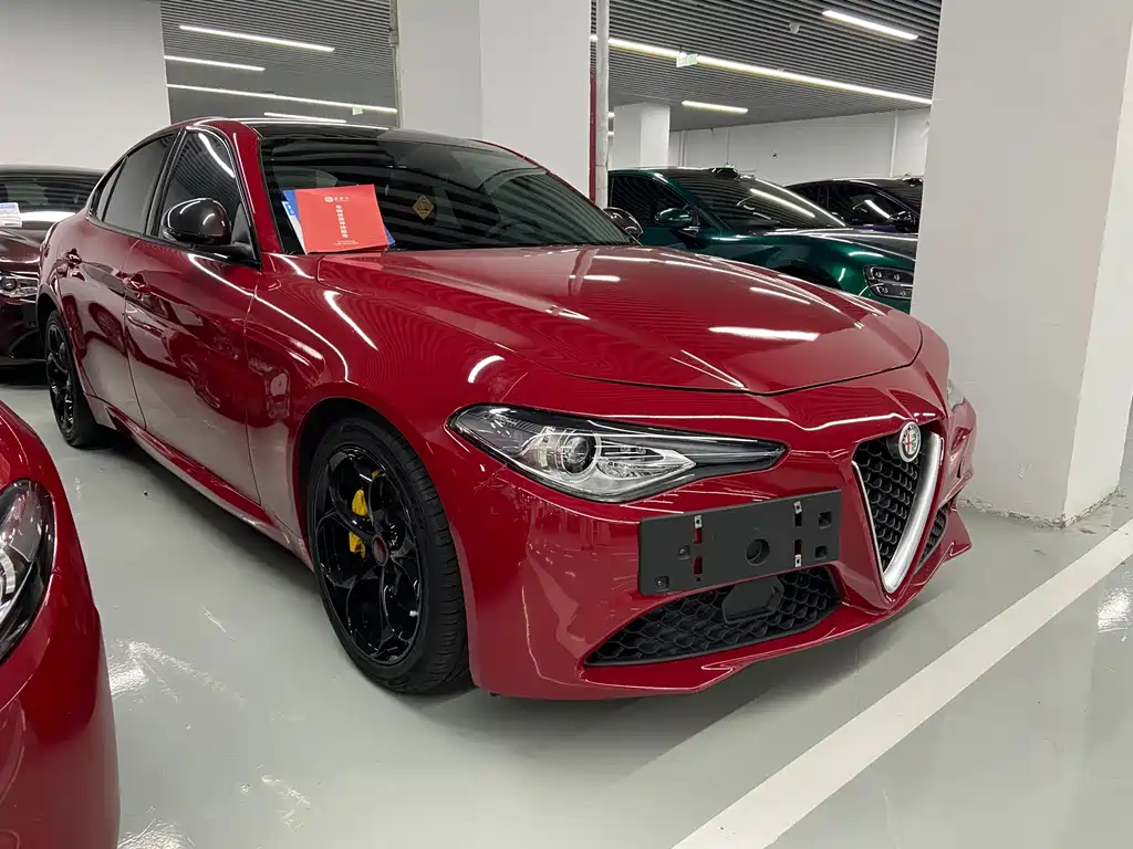Alfa Romeo Giulia — миниатюра 3