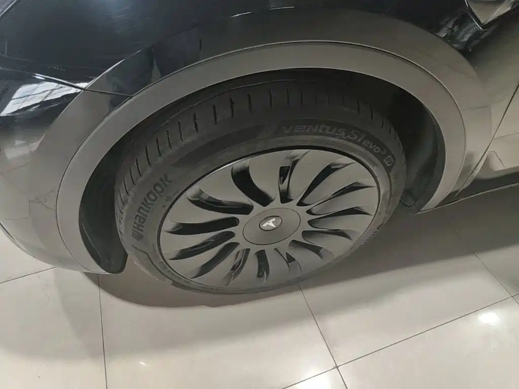 Tesla Model Y — фотографии объявления, Фото 23