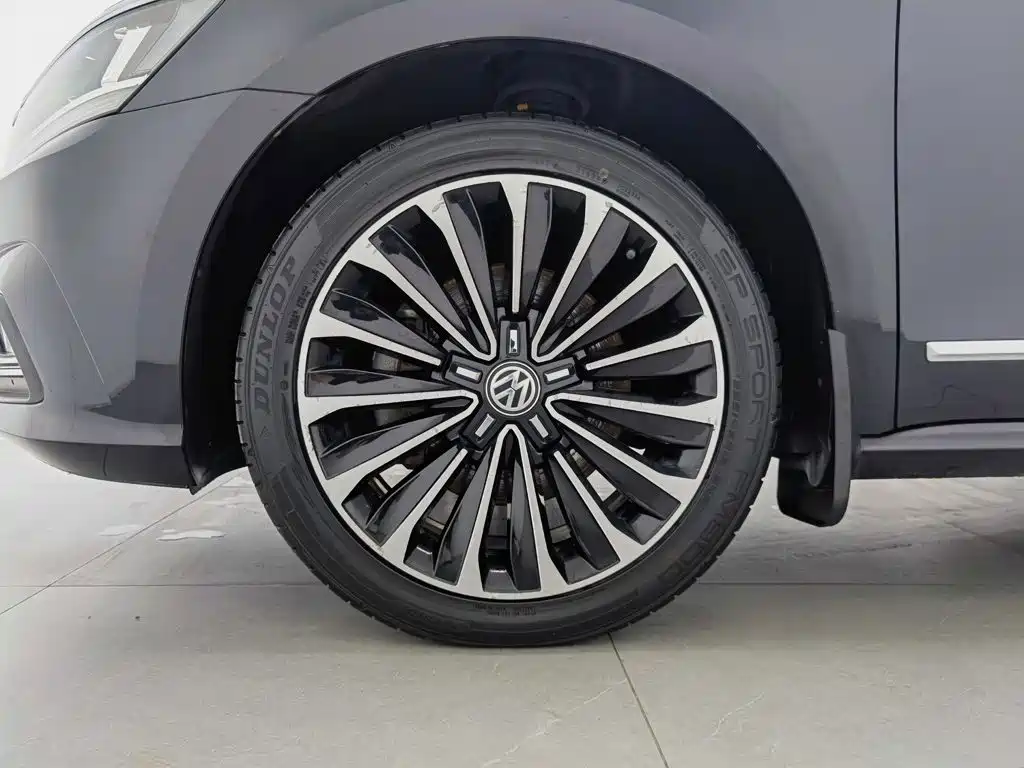 Volkswagen Passat — миниатюра 17