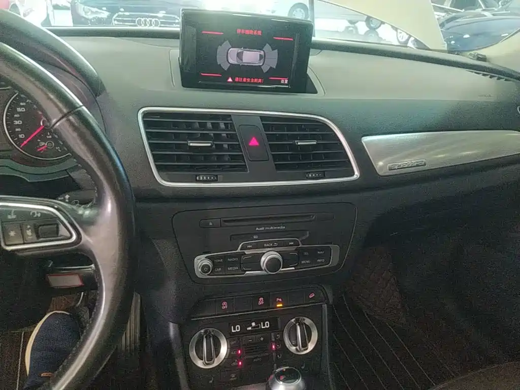Audi Q3 — миниатюра 13