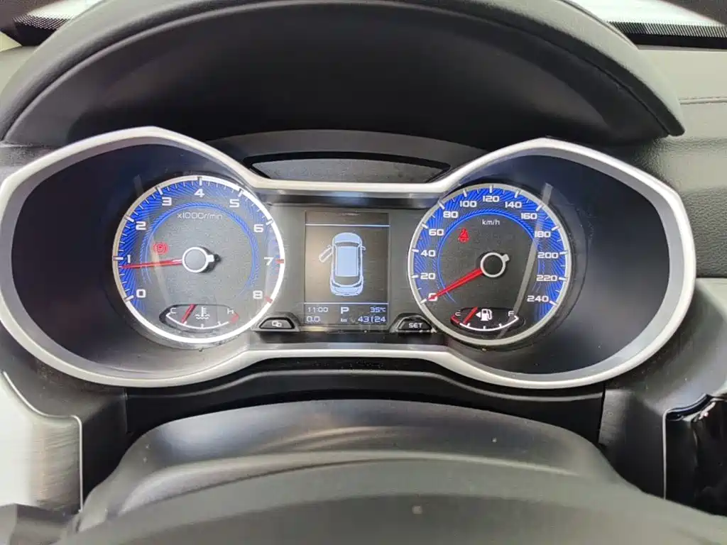 Geely Boyue — миниатюра 12