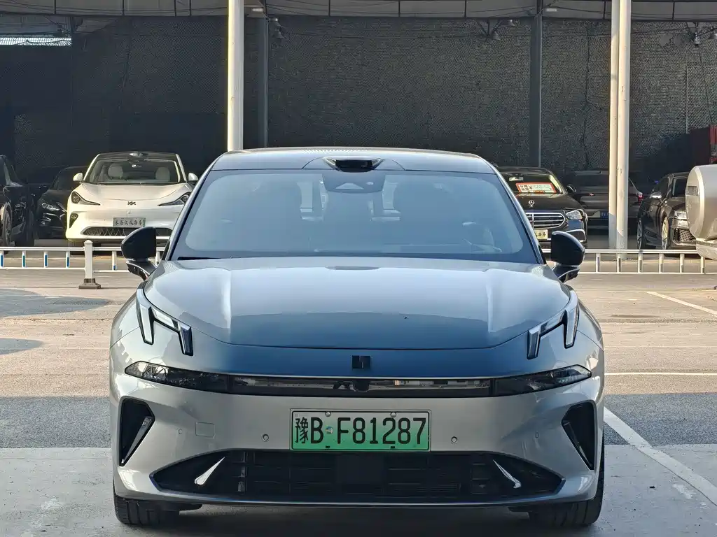 Lynk & Co 07 EM-P — миниатюра 2
