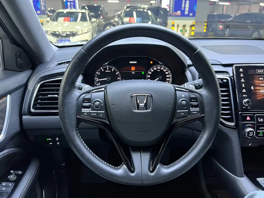 Honda UR-V — миниатюра 5