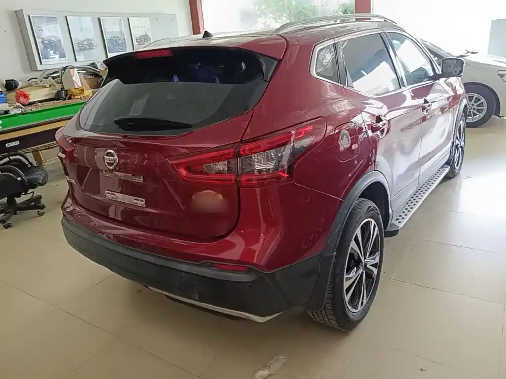Nissan Qashqai — миниатюра 6