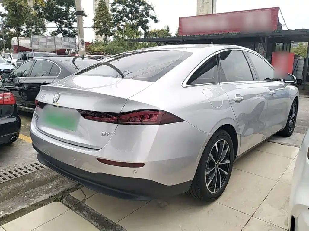 Roewe D7 — миниатюра 7