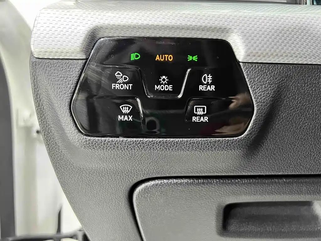 Volkswagen Lamando 2022 L 280TSI DSG