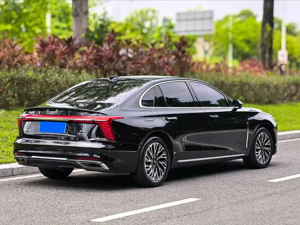 Hongqi Hongqi H5 — миниатюра 13