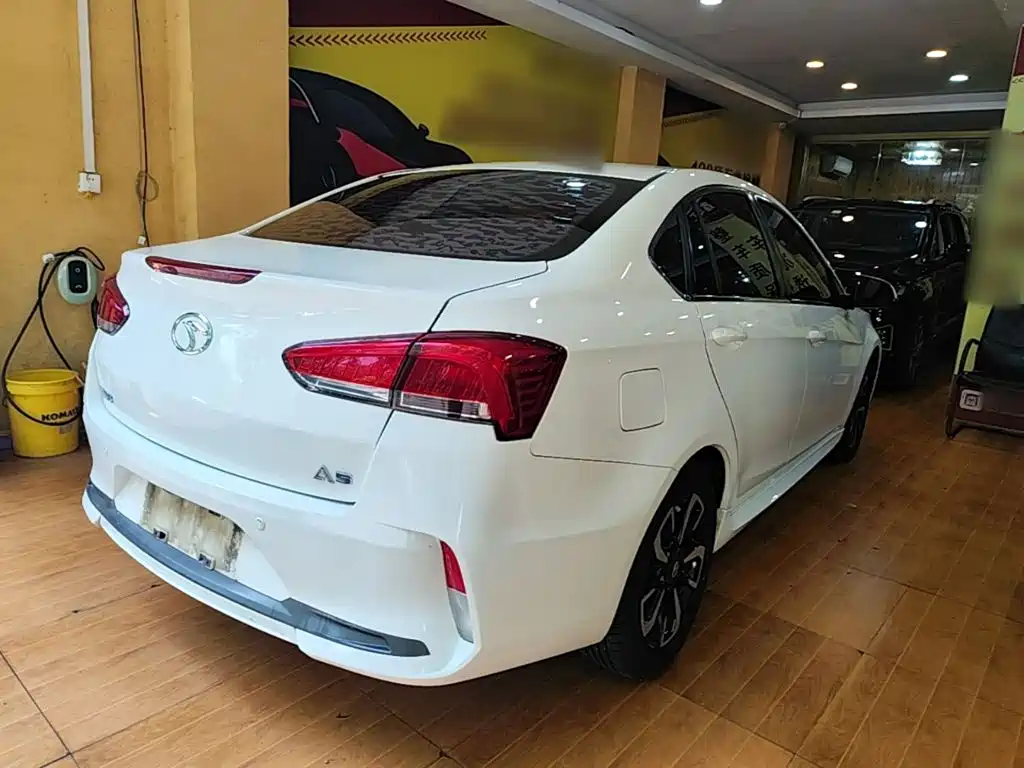 Soueast A5 Yiwu — миниатюра 7