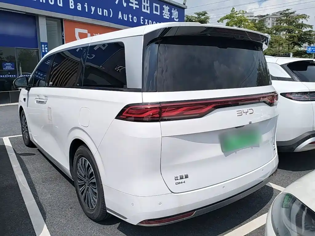 BYD Xia 2025 DM-i 1.5T 180km