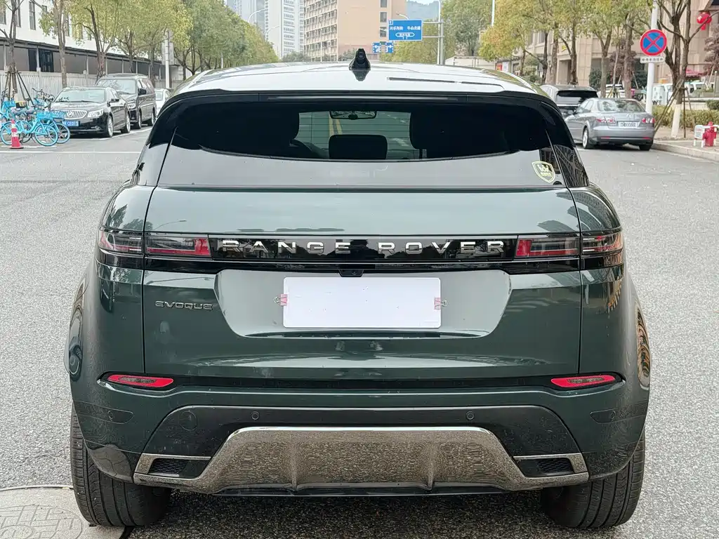 Land Rover Range Rover Evoque 2024 L SE