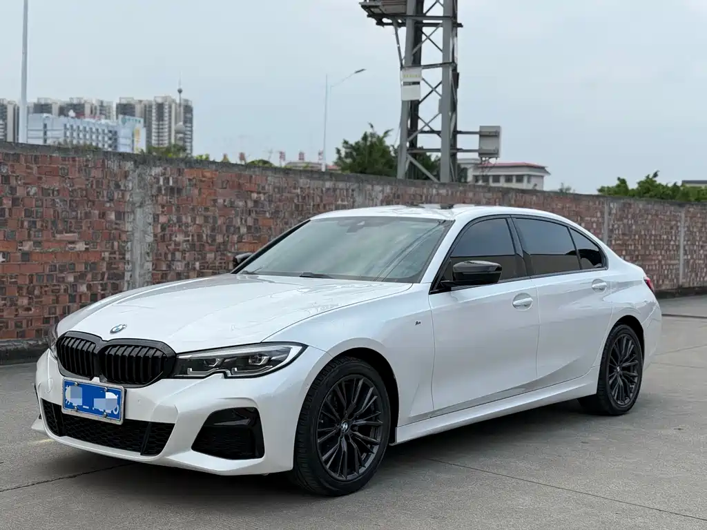 BMW 3 Series 2022