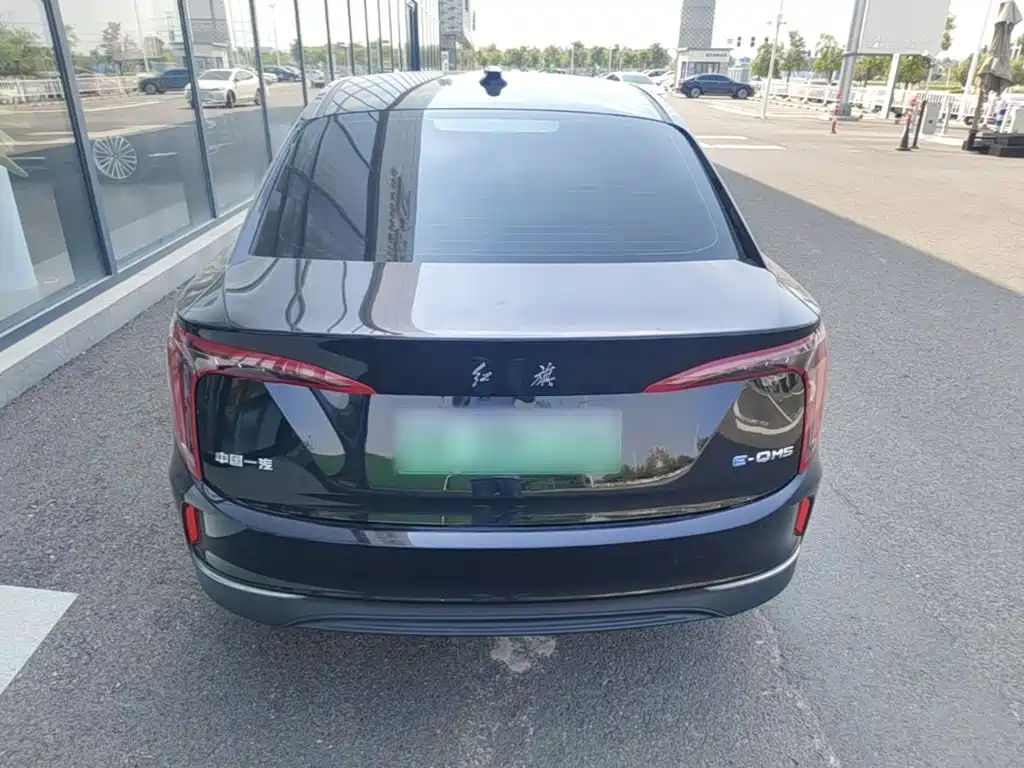 Hongqi Hongqi E-QM5 — миниатюра 6