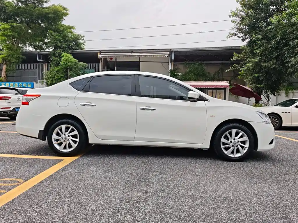 Nissan Sylphy — миниатюра 4