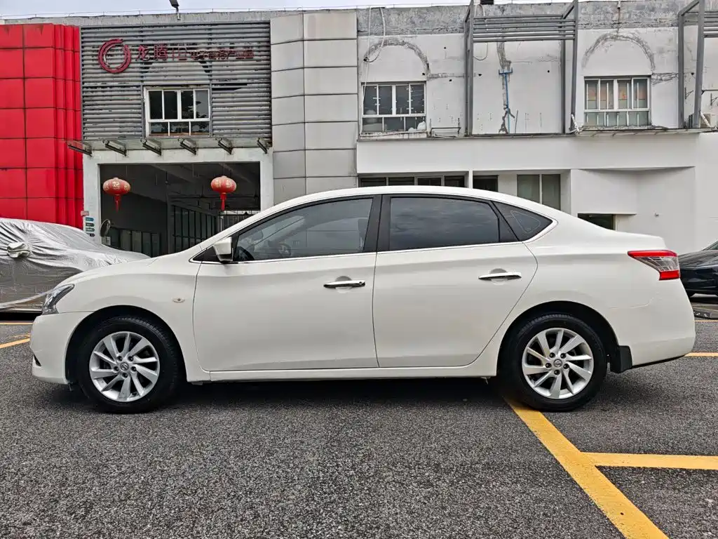 Nissan Sylphy — миниатюра 8