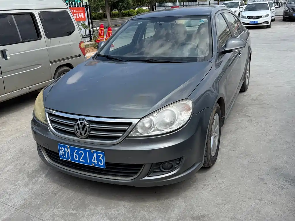 Volkswagen Lavida 2011 1.6L MT
