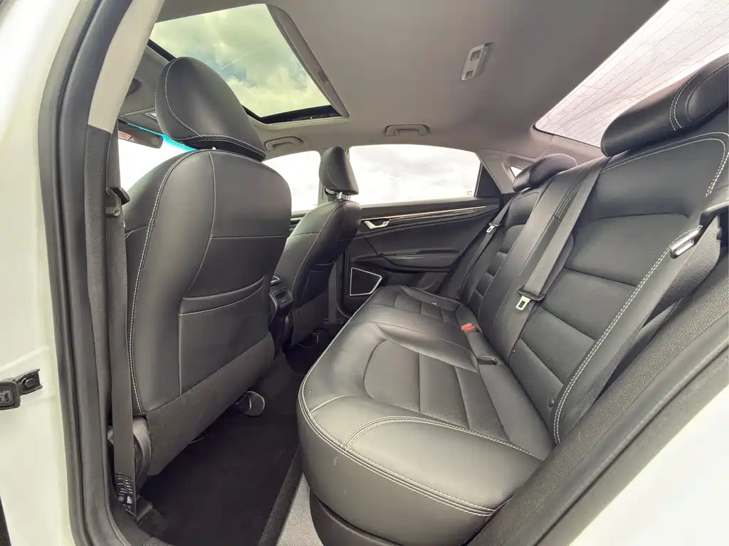 Geely Emgrand GL — миниатюра 5