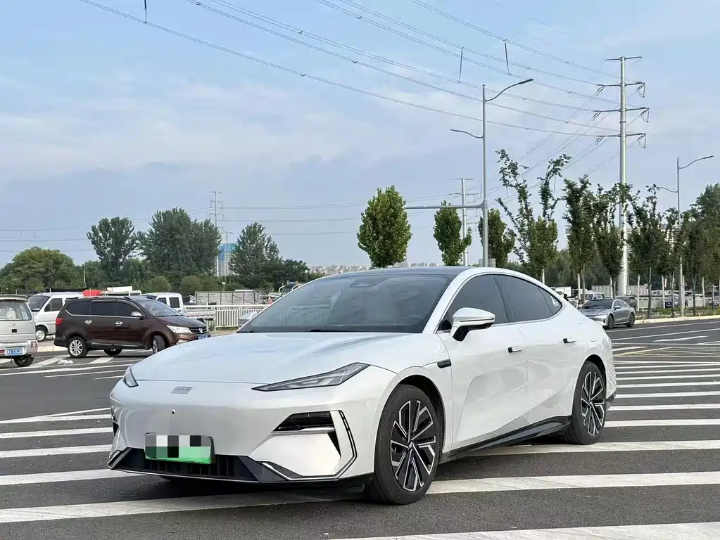 Geely Galaxy Galaxy E8 E8 2024 665km Smart Drive