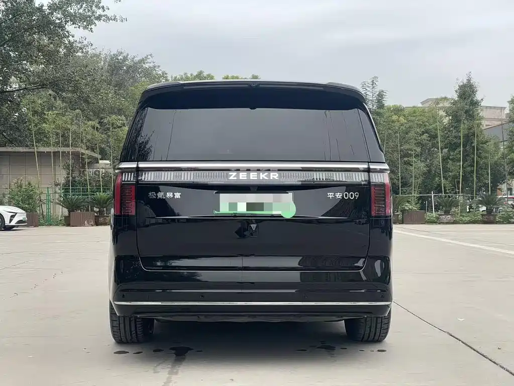 ZEEKR EXTREME KRYPTON 009
