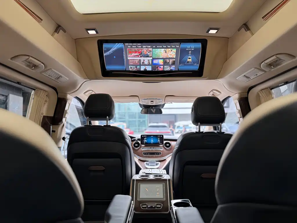 MERCEDES-BENZ V CLASS