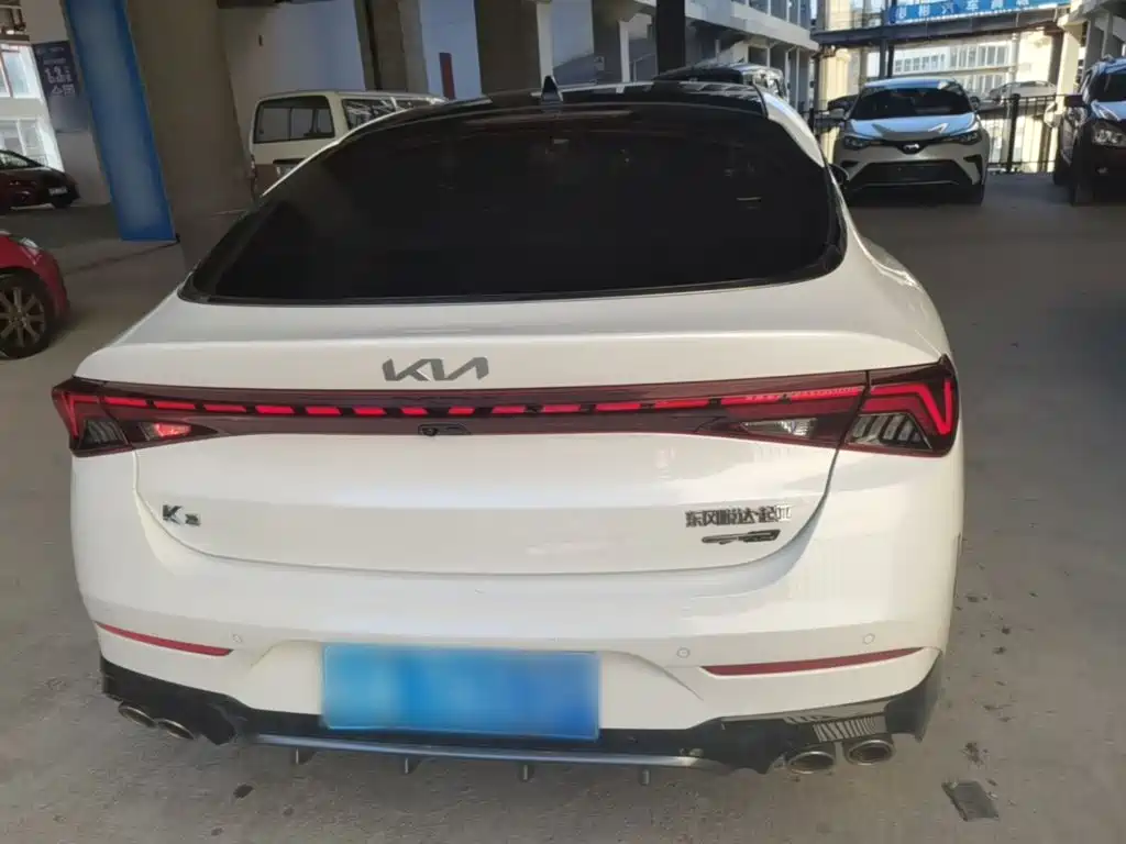 Kia K5 — миниатюра 6