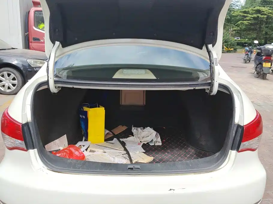 Nissan Sylphy — миниатюра 4