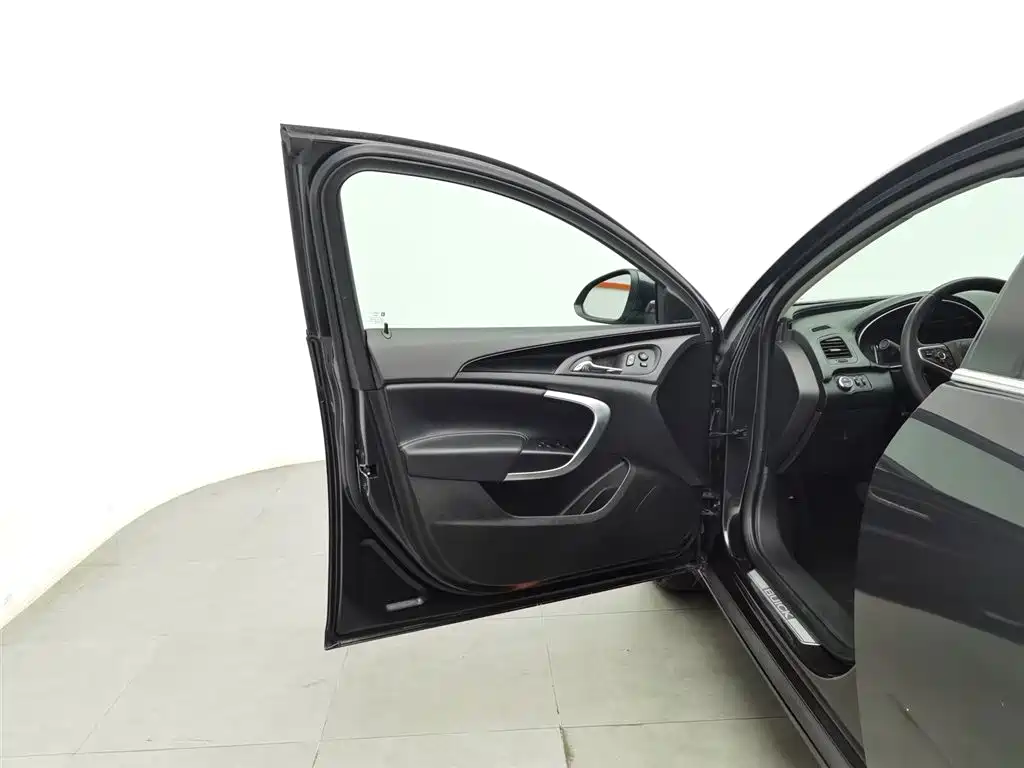 Buick Regal 2015 1.6T Elite