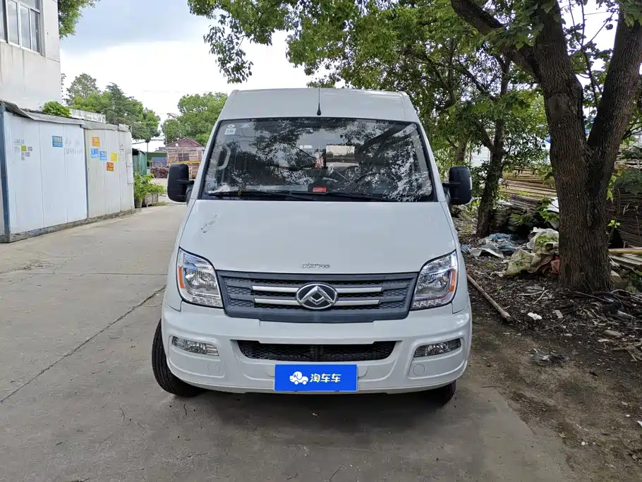 MAXUS V80 — миниатюра 2