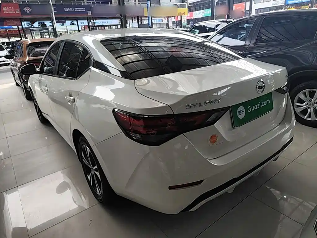 Nissan Sylphy — миниатюра 5