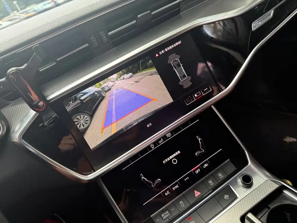 Audi A6L — миниатюра 13