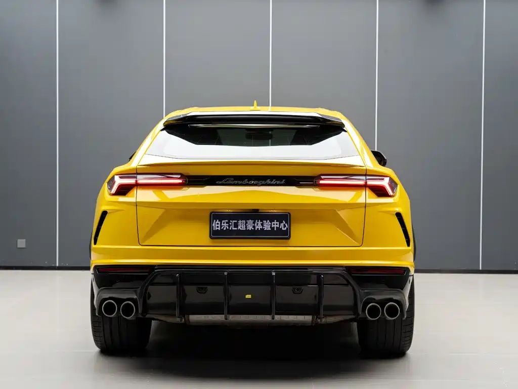 Lamborghini Urus — миниатюра 7