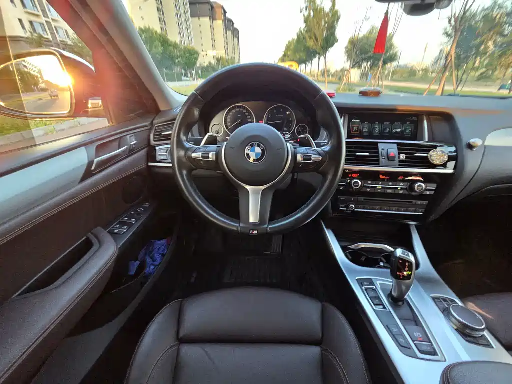 BMW X4 — миниатюра 23