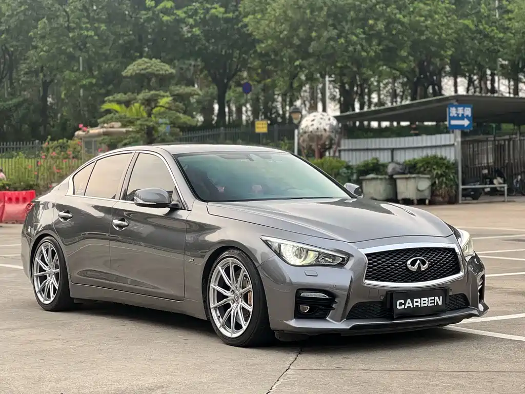 Infiniti Q50 2014 3.7L Luxury Sport