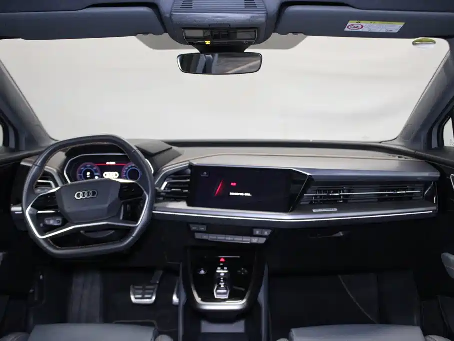 Audi Q4 e-tron — миниатюра 9
